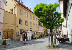 Kaufbeuren , Ladenlokal, Gastronomie mieten oder kaufen