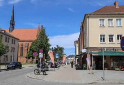 Neubrandenburg Friedländer Straße, Ladenlokal, Gastronomie mieten oder kaufen