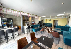Frankfurt am Main / Seckbach , Ladenlokal, Gastronomie mieten oder kaufen