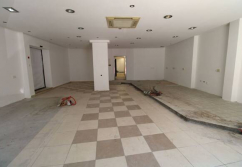 Vilsbiburg Stadtplatz, Ladenlokal, Gastronomie mieten oder kaufen