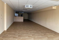 Dessau-Roßlau Luchplatz, Ladenlokal, Gastronomie mieten oder kaufen