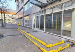 Backnang , Ladenlokal, Gastronomie mieten oder kaufen