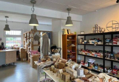 Reppenstedt , Ladenlokal, Gastronomie mieten oder kaufen