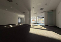 Zirndorf Hauptstraße, Ladenlokal, Gastronomie mieten oder kaufen