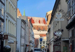 Schwerin , Ladenlokal, Gastronomie mieten oder kaufen