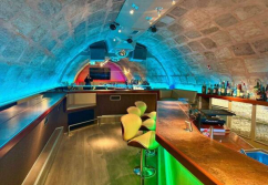 Schwabach Zöllnertorstraße, Ladenlokal, Gastronomie mieten oder kaufen