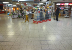 Einkaufszentrum ✩ Marktkauf-Center Wismar, Pop-Up Store Fläche A