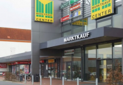 Einkaufszentrum ✩ Marktkauf-Center Wismar, Eingang