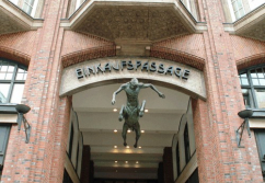 Einkaufszentrum, Typ Passage ✩ Levantehaus in Hamburg