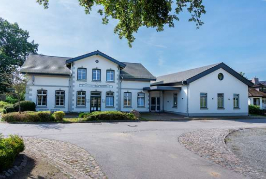 Süderfahrenstedt Lindenstraße, Ladenlokal, Gastronomie mieten oder kaufen