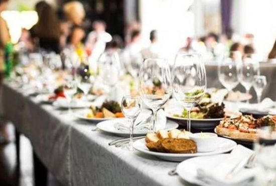 Meißen , Ladenlokal, Gastronomie mieten oder kaufen