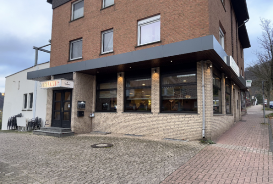 Porta Westfalica , Ladenlokal, Gastronomie mieten oder kaufen