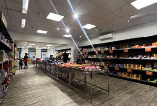 Fürth , Ladenlokal, Gastronomie mieten oder kaufen