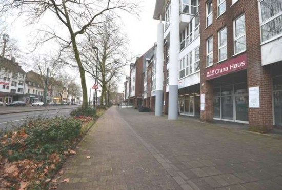 Düsseldorf , Ladenlokal, Gastronomie mieten oder kaufen