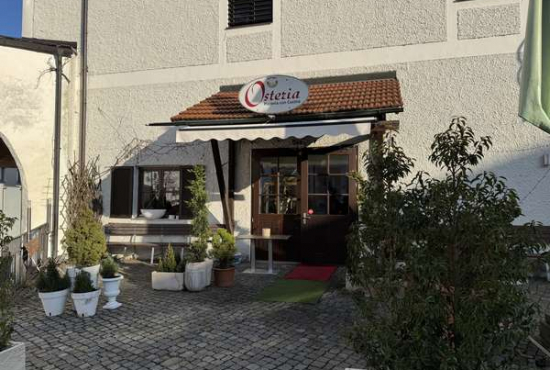 Ebersberg Bahnhofstraße, Ladenlokal, Gastronomie mieten oder kaufen