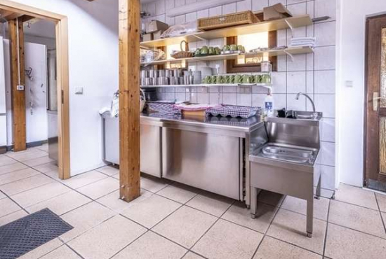 Veldenz , Ladenlokal, Gastronomie mieten oder kaufen