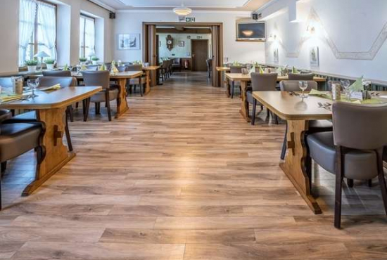 Veldenz , Ladenlokal, Gastronomie mieten oder kaufen