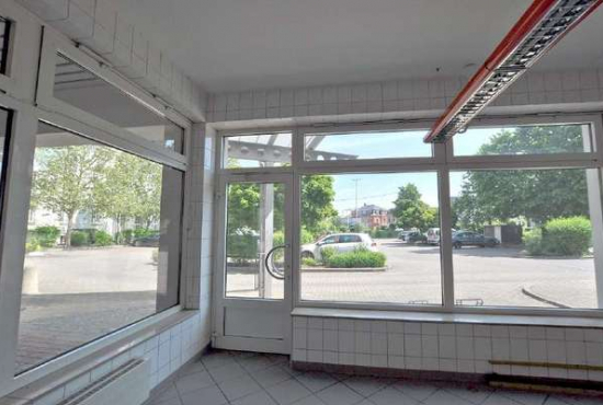 Heidenau August-Bebel-Straße, Ladenlokal, Gastronomie mieten oder kaufen