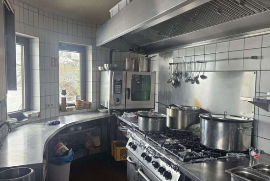 Neubulach Bühlstrasse, Ladenlokal, Gastronomie mieten oder kaufen