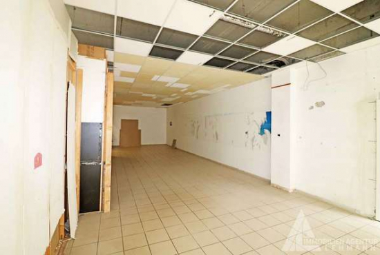 Halle Cloppenburger Straße, Ladenlokal, Gastronomie mieten oder kaufen