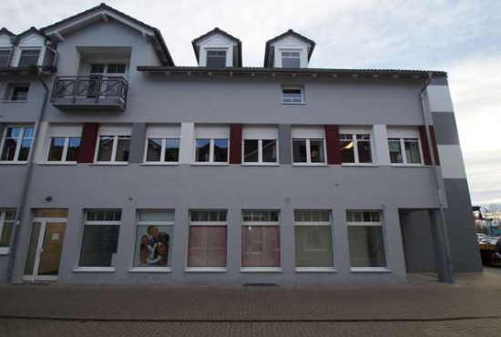 Dessau-Roßlau Luchplatz, Ladenlokal, Gastronomie mieten oder kaufen