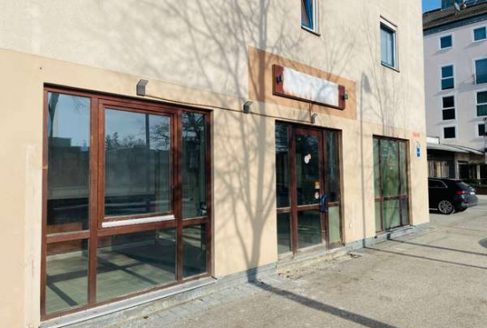 Landshut Flurstraße, Ladenlokal, Gastronomie mieten oder kaufen