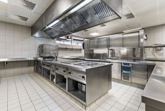 Baden-Baden , Ladenlokal, Gastronomie mieten oder kaufen