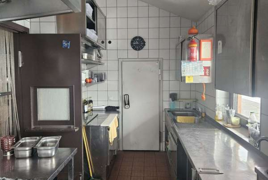 Neubulach Bühlstrasse, Ladenlokal, Gastronomie mieten oder kaufen