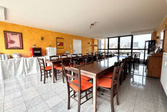 Niederkassel / Rheidt , Ladenlokal, Gastronomie mieten oder kaufen