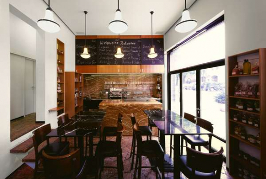 Frankfurt am Main Hanauer Landstraße, Ladenlokal, Gastronomie mieten oder kaufen