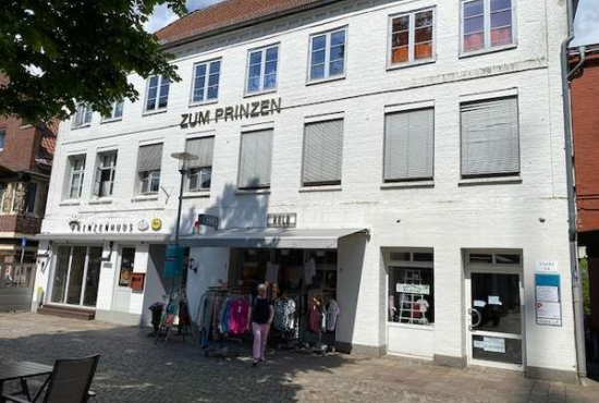 Plön Markt, Ladenlokal, Gastronomie mieten oder kaufen