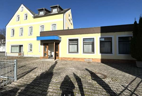 Flossenbürg , Ladenlokal, Gastronomie mieten oder kaufen