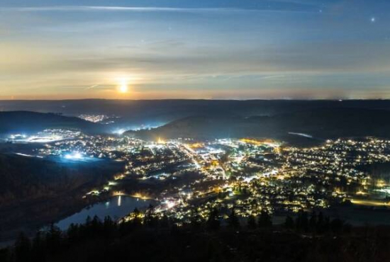 Willingen (Upland) , Ladenlokal, Gastronomie mieten oder kaufen