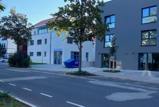 Neumarkt in der Oberpfalz , Ladenlokal, Gastronomie mieten oder kaufen