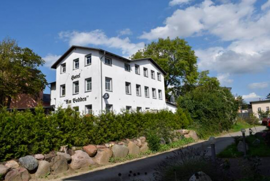 Putbus , Ladenlokal, Gastronomie mieten oder kaufen