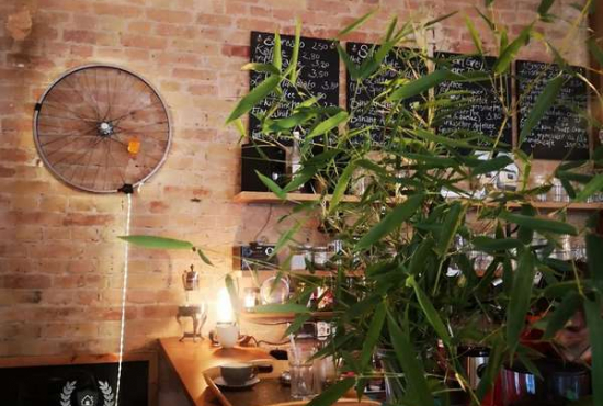 Berlin Friedrichshain , Ladenlokal, Gastronomie mieten oder kaufen
