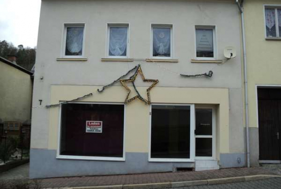 Berga Schloßstr., Ladenlokal, Gastronomie mieten oder kaufen