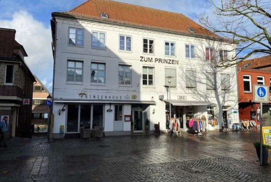 Plön Markt, Ladenlokal, Gastronomie mieten oder kaufen