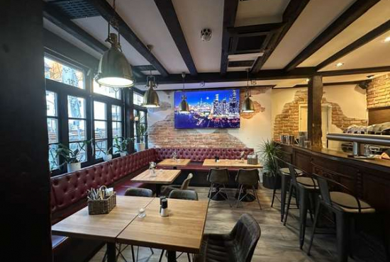 Nürtingen Heiligkreuzstraße, Ladenlokal, Gastronomie mieten oder kaufen
