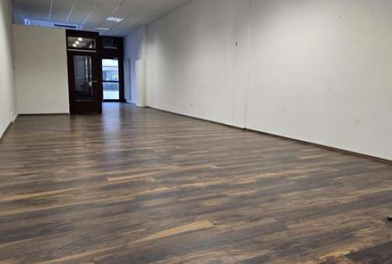 Rastatt Bahnhofstraße, Ladenlokal, Gastronomie mieten oder kaufen
