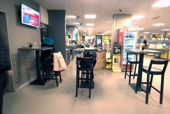Eschborn , Ladenlokal, Gastronomie mieten oder kaufen