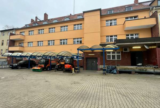 Berlin Bahnhofstraße, Ladenlokal, Gastronomie mieten oder kaufen