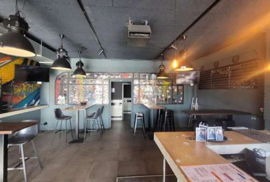 Berlin Sonntagsstraße, Ladenlokal, Gastronomie mieten oder kaufen