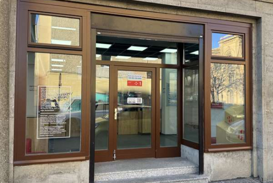 Magdeburg / Altstadt Otto-von-Guericke-Straße, Ladenlokal, Gastronomie mieten oder kaufen