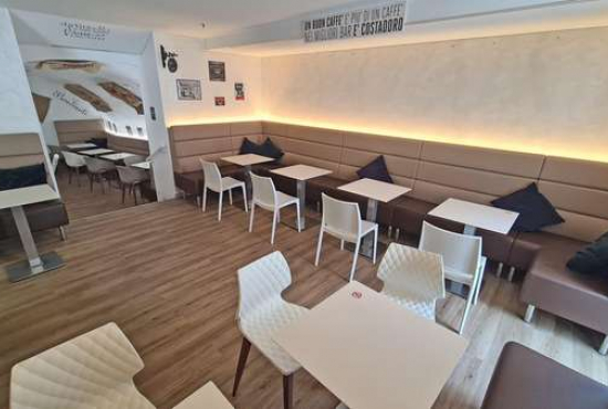 Kaufbeuren Kaiser-Max-Straße, Ladenlokal, Gastronomie mieten oder kaufen