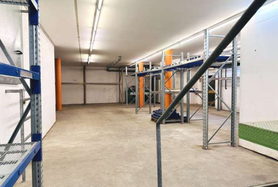 Böblingen Herrschaftsgartenstr., Ladenlokal, Gastronomie mieten oder kaufen
