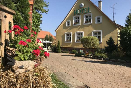 Wittstock/Dosse Berlinchener Dorfplatz, Ladenlokal, Gastronomie mieten oder kaufen