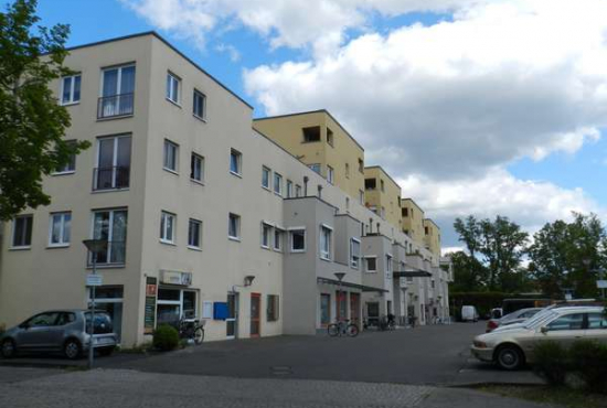 Berlin Charlotte-E.-Pauly-Str., Ladenlokal, Gastronomie mieten oder kaufen
