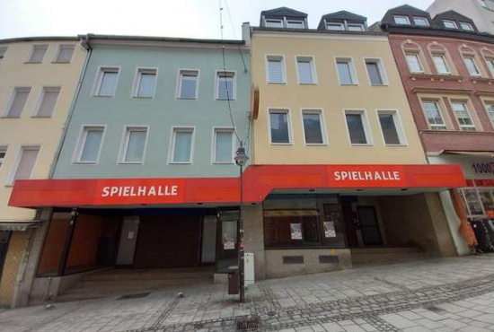 Hof Lorenzstraße, Ladenlokal, Gastronomie mieten oder kaufen