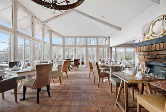 Neumünster , Ladenlokal, Gastronomie mieten oder kaufen